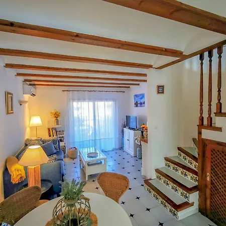 Apartament Beachfront In Alicante Denia