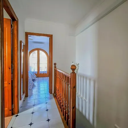 Beachfront In Alicante Apartament *
